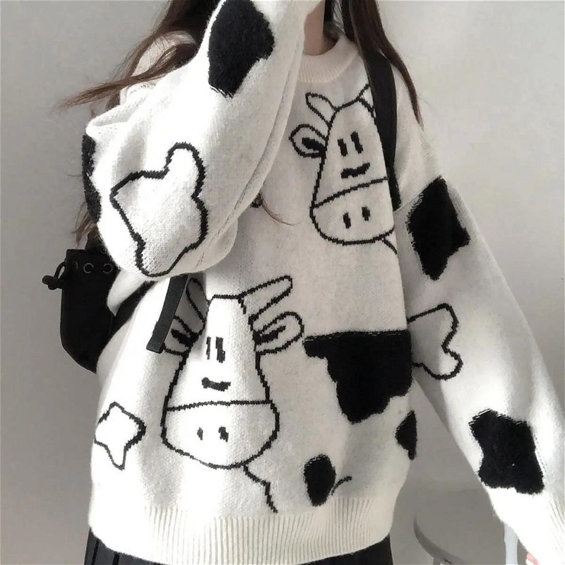 Кавайный пуловер из коровьего свитера