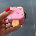3D カートゥーン AirPods ケース