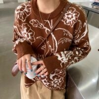 Suéter coreano retrô com decote em O Kawaii coreano