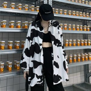 Blus med Milky Cow-tryck i koreansk stil Ko kawaii