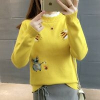 Pullover mit kleiner Biene-Stickerei Koreanisches Kawaii