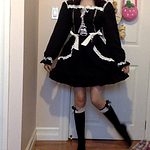 Japanisches schwarzes Lolita-Kleid