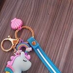 Niedlicher Cartoon-Puppen-Schlüsselanhänger