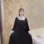 Francuska czarna sukienka midi w stylu retro