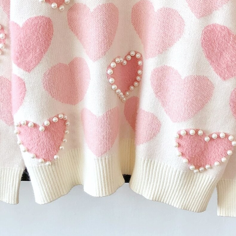 Кавайный свитер с розовым сердцем