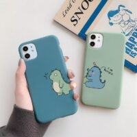 Het leuke Hoesje van iPhone van het Paar van de Dinosaurus van de Cartoon Cartoon-kawaii