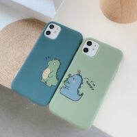 Het leuke Hoesje van iPhone van het Paar van de Dinosaurus van de Cartoon Cartoon-kawaii