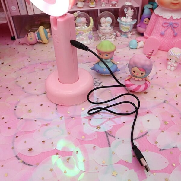 Lampka na biurko w kształcie różowego królika Lampka na biurko kawaii