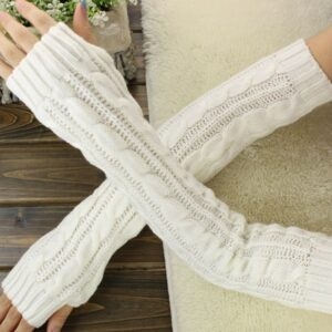 Modische lange weiße Strickhandschuhe. Mode kawaii