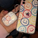 Чехлы для iPhone с милыми мультяшными смайликами