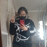 Gotycka, punkowa koszulka egirl z długim rękawem