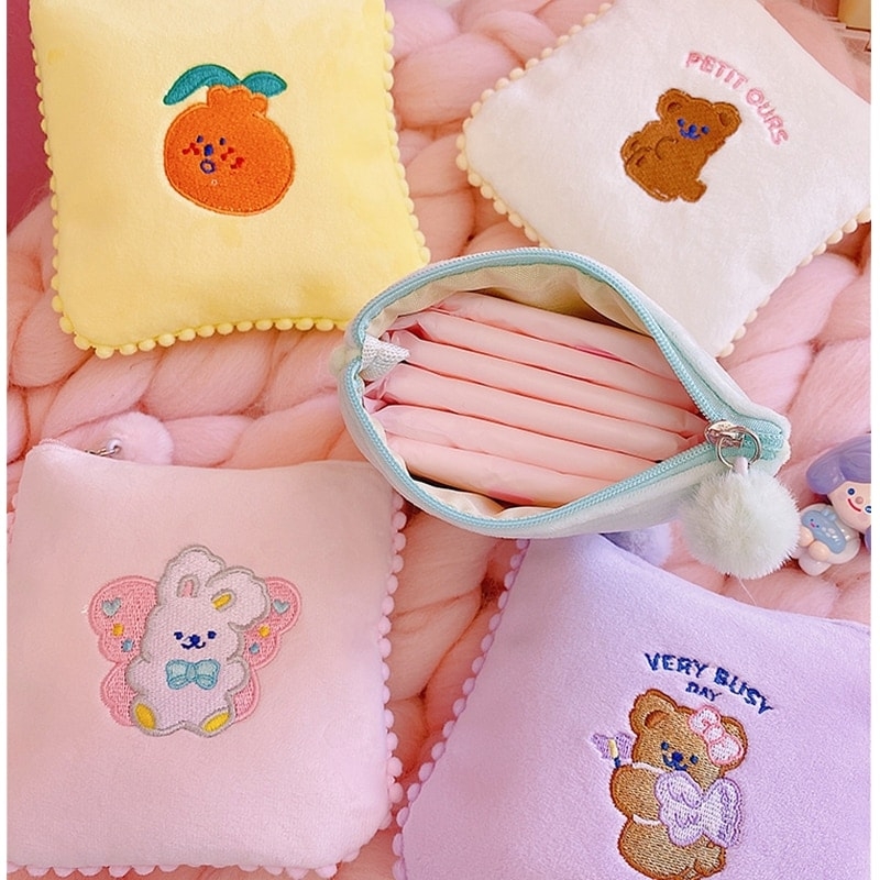 Porta assorbenti a forma di cuore per bambina - Kawaii Fashion Shop   Carino asiatico giapponese Harajuku Carino abbigliamento moda Kawaii