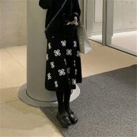 Jupes mi-longues tricotées à fleurs trèfle Trèfle Floral kawaii