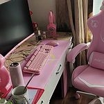 かわいいピンクの愛のアニメ ゲーミング チェア