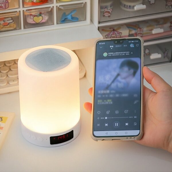 Alto-falante Bluetooth com lâmpada noturna colorida Kawaii criativo