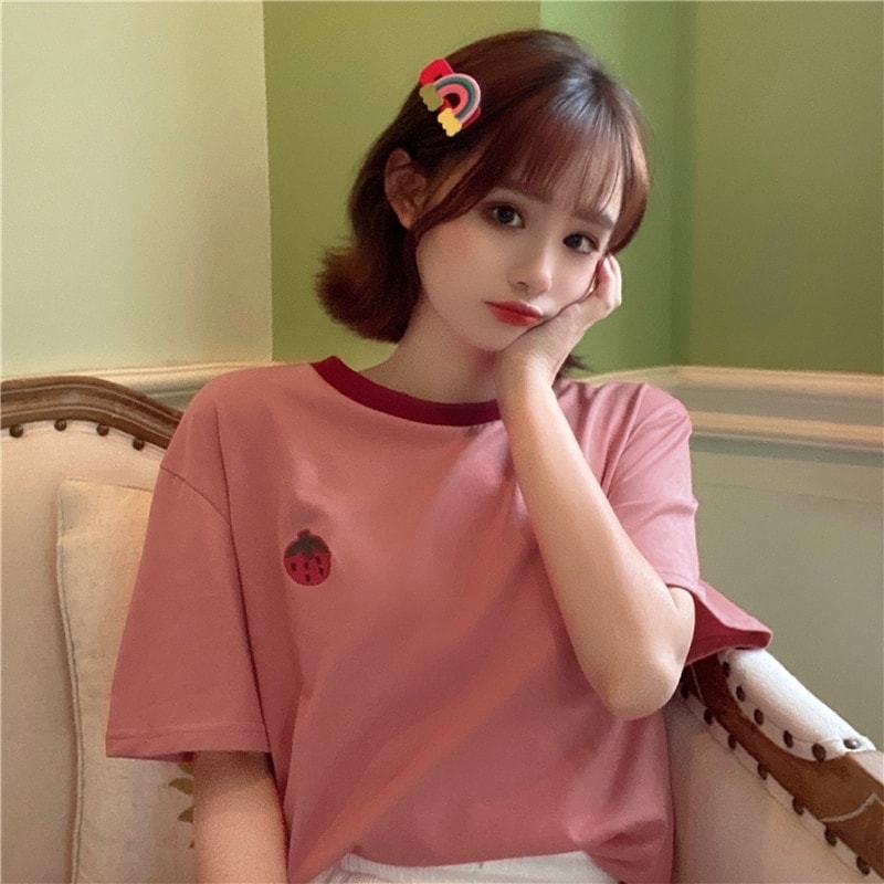 Pink Strawberry Embroidered Loose T-shirt
