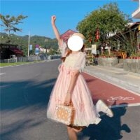 Lolita-Kleid mit Rüschen und ausgestellten Ärmeln aus Netzstoff Japanisches Kawaii