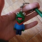 Niedlicher Baby-Frosch-Schlüsselanhänger