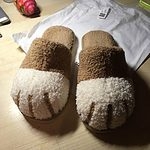 Pantuflas cálidas de piel con pata de gato Kawaii