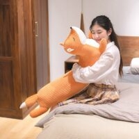 Simpatico cuscino a strisce con abbraccio di cane bassotto Cane bassotto kawaii
