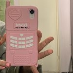 Etui na iPhone'a Kawaii Retro w różowe serce