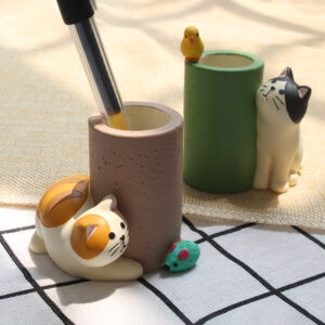 Porte-stylo mignon chat attrapant des souris