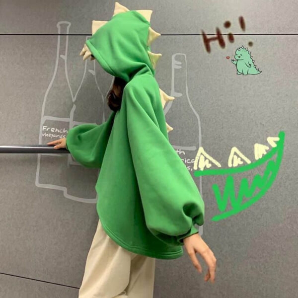 Obszerna bluza z kapturem z zielonym dinozaurem i płetwą 3D na plecach Kawaii dinozaura
