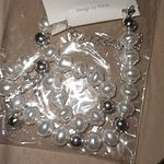 Collana di perle simulate irregolari bianche