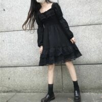 Schwarzes Gothic-Minikleid mit hoher Taille von Lolita Schwarzes Kleid kawaii
