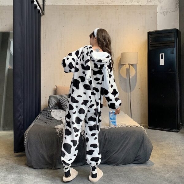 Pijama fofo de veludo coral com estampa de vaca Vaca kawaii
