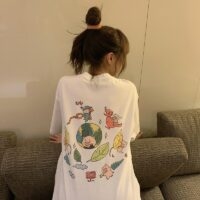 Luźna bawełniana koszulka z nadrukiem kreskówkowym Śliczne kawaii