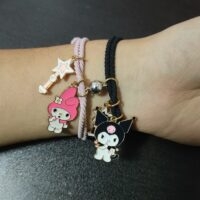Modne bransoletki z przyjaciółmi z Anime Przyciąga kawaii