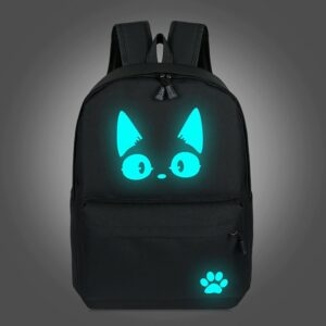 Plecak z nadrukiem świecącego kota. Kawaii w stylu kreskówki