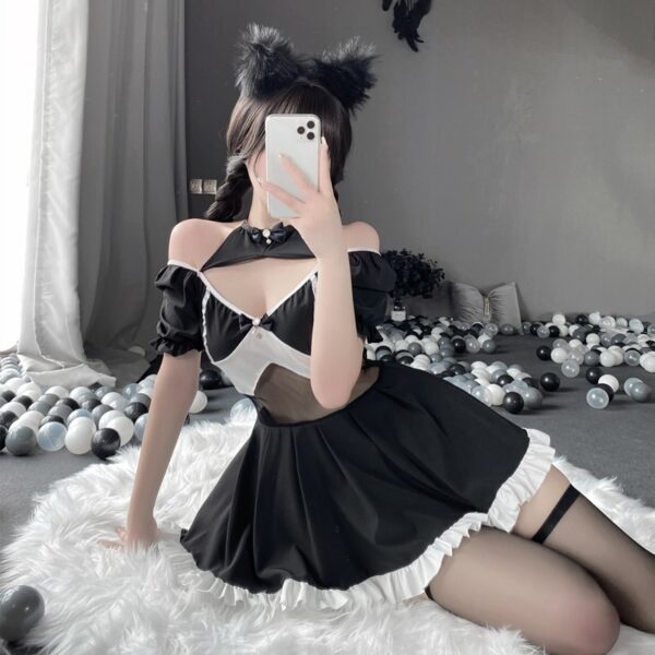 Czarna koronkowa sukienka z kokardką i odkrytymi plecami Cosplayowy kawaii