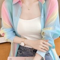 T-shirt casual con stampa arcobaleno Maglietta casual kawaii
