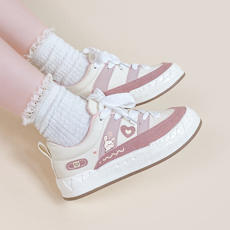 The Do This, Get That Information On Kawaii Sneakers Gyaru
