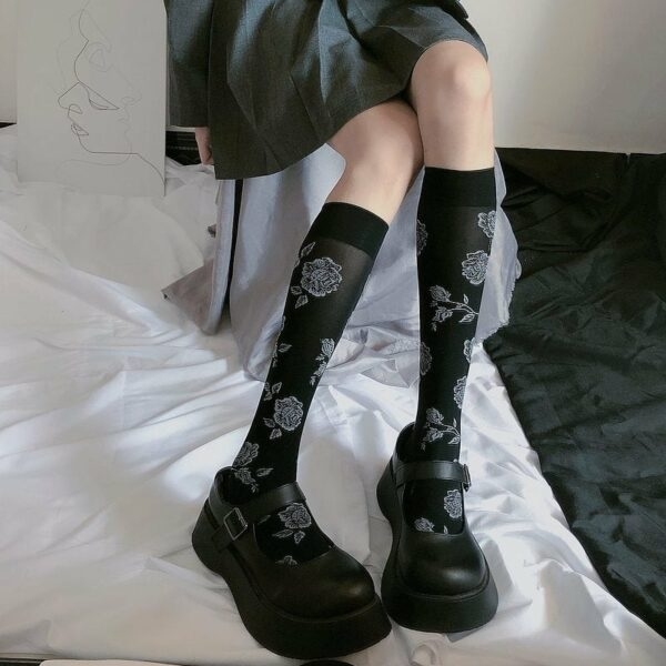 Chaussettes longues noires aux genoux Lolita Roses Kawaii japonais