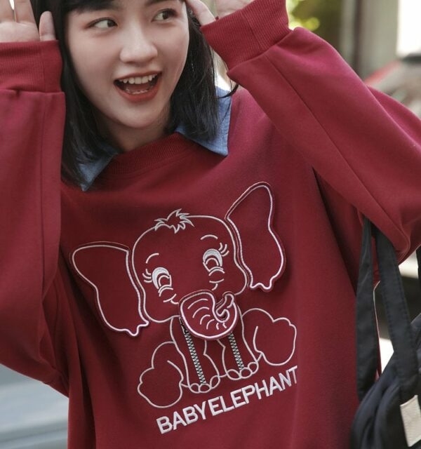 Moletom com capuz bordado de elefante vermelho estilo universitário coreano Elefante kawaii