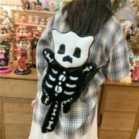 Zabawny pluszowy plecak z czarną czaszką goblina na Halloween Kawaii Czarnego Goblina