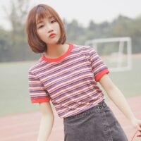 Camiseta listrada arco-íris estilo colegial da moda Kawaii completo