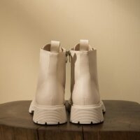 أحذية قصيرة ذات نعل سميك على الطراز البريطاني النمط البريطاني كاواي