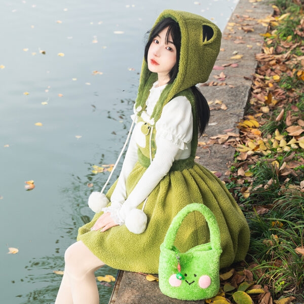 Kawaii Cute Green Frog Embroidery Lolita Skirt 1