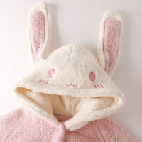 Niedlicher rosa Kaninchen-Pyjama aus verdicktem Korallenfleece Japanisches Kawaii