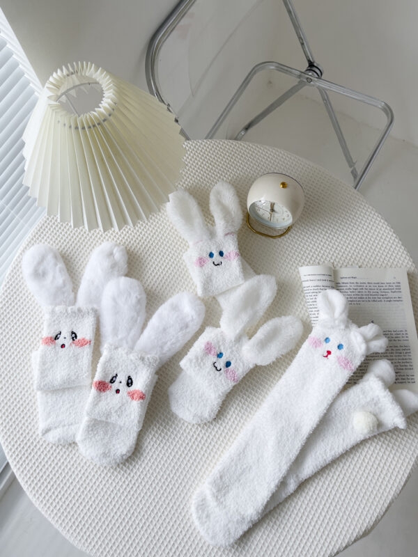 Lindos calcetines de conejo de orejas grandes 2