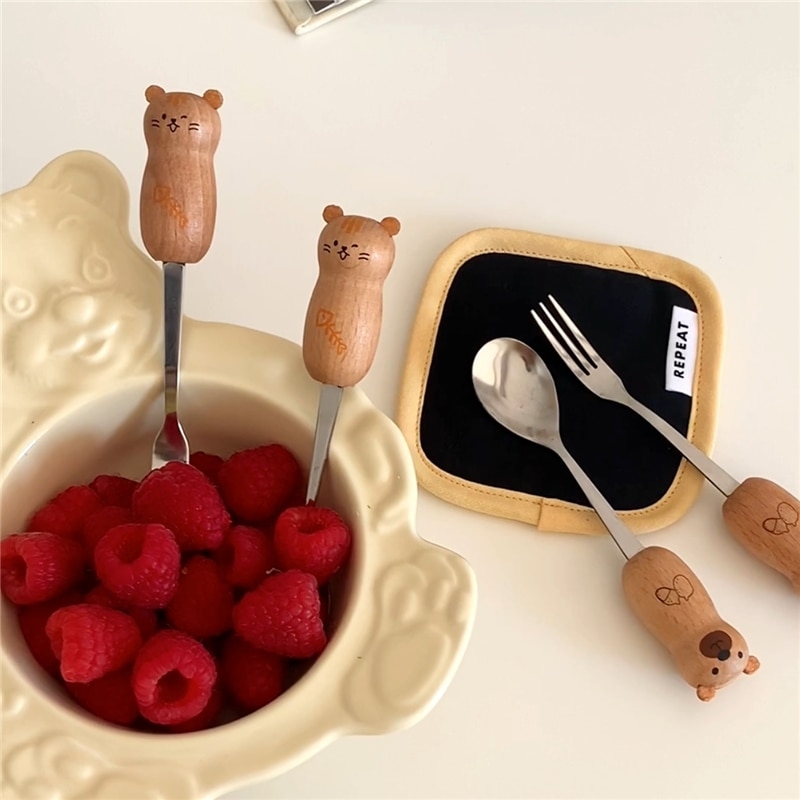 https://cdn.kawaiifashionshop.com/wp-content/uploads/2023/01/Kawaii-Bear-Cat-Spoon-Fork-Cutlery-Set-For-Kids-Girl-Cute-Korean-Stainless-Steel-Dessert-Spoon-3.jpg