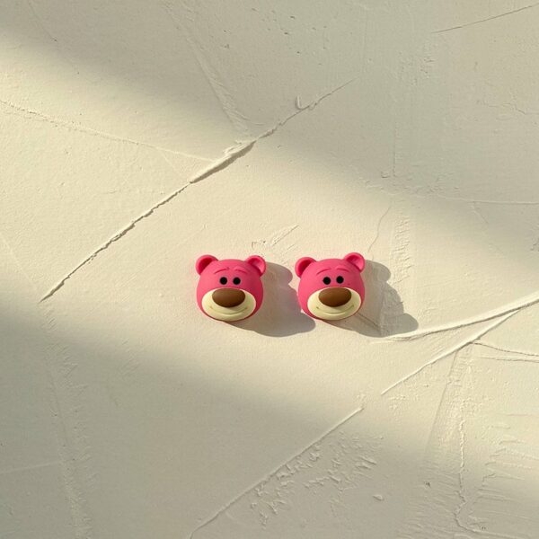 Boucles d'oreilles ours rose de dessin animé, Design original Dessin animé kawaii