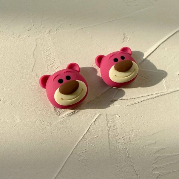 Boucles d'oreilles ours rose de dessin animé, Design original Dessin animé kawaii