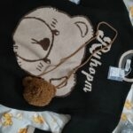 Maglione girocollo orso cartone animato giapponese con borsa a tracolla orso