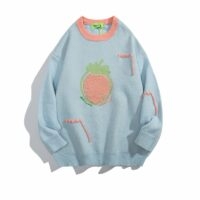 Suéter japonés retro con bordado de fresas pareja kawaii