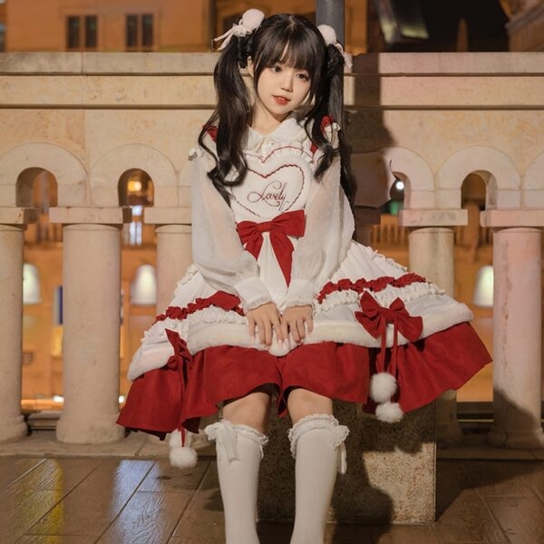Kawaii dziewczyna czerwona sukienka Lolita Kawaii Pierwszy Śnieg